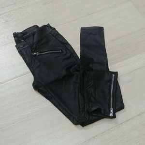 Francesca's Harper fuex leather skinny pants